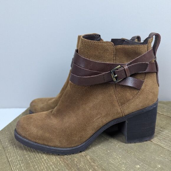 Sam Edelman Hannah Chelsea Boots Suede Belted Ankle Booties Size 7 | 2.5” Heel - Picture 6 of 10